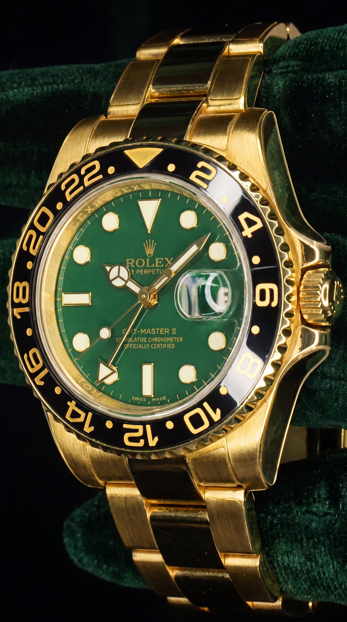 Rolex GMT-Master II Men's Watch | Green Dial | Gold-Tone Stainless Steel | 41mm